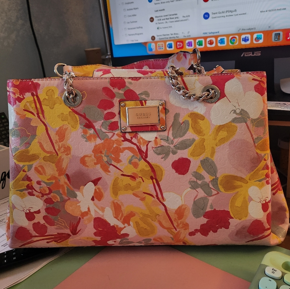 Guess, Shannon Girlfriend (pink, yellow, orange) Floral purse